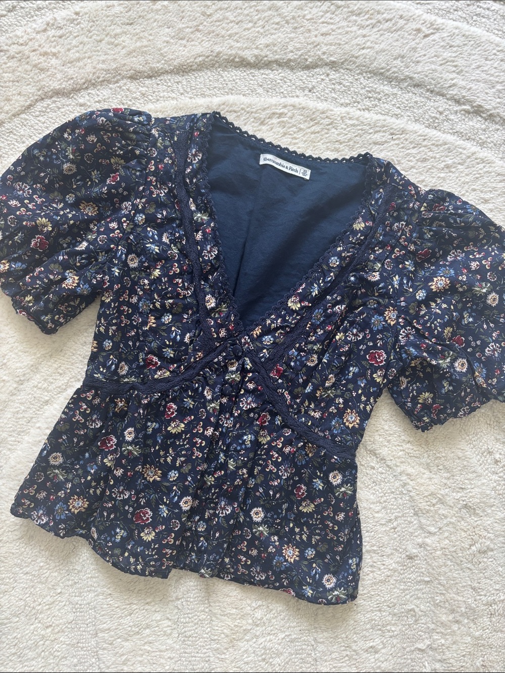 Abercrombie & Fitch Navy Floral V-Neck Puff Sleeve Peplum Top